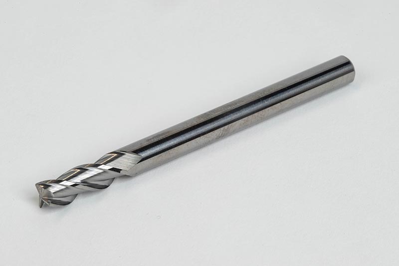 3/16" Ø Carbide End Mill, 3 Flute, Uncoated, 3/16" Shank x 9/16" LOC, 0.015" Radius, HSAM2
