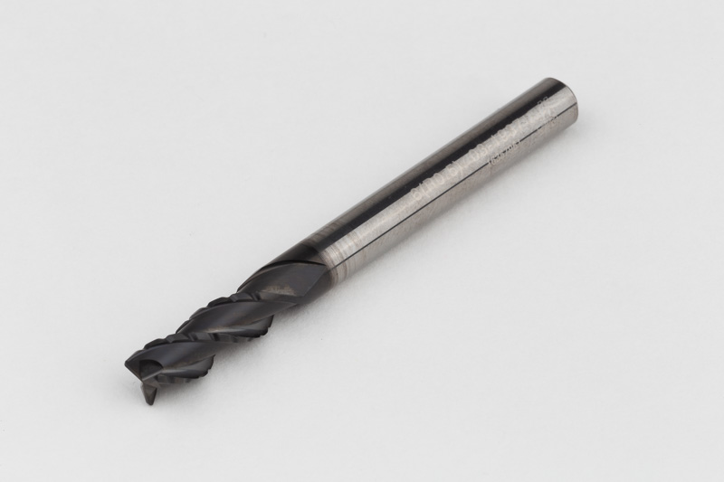 6mm Ø Carbide End Mill, 3 Flute, DLC Coated, 6mm Shank x 18mm LOC, 0.5mm Radius, HSAM2
